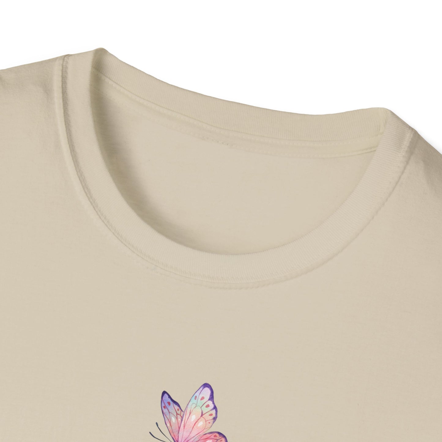 Su Gracia es Suficiente Unisex Softstyle T-Shirt, Inspirational Tee, Nature Lover Gift, Butterfly Shirt, Casual Outfit, Motivational Top