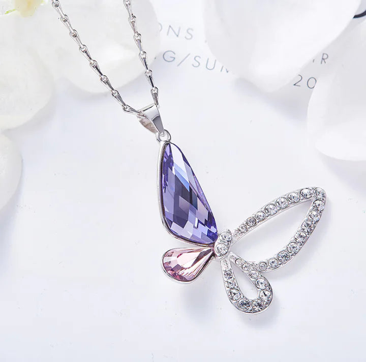 Butterfly Wings Necklace in 925 Silver