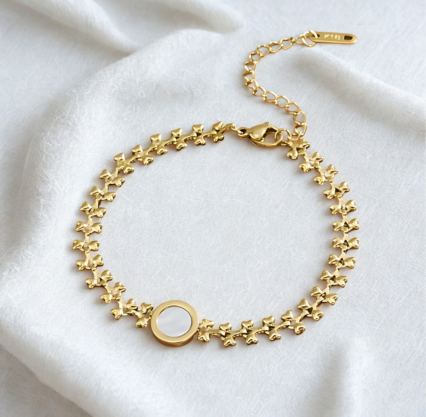 Pulsera de Corazón Retro en Acero de Titanio y Oro de 18K