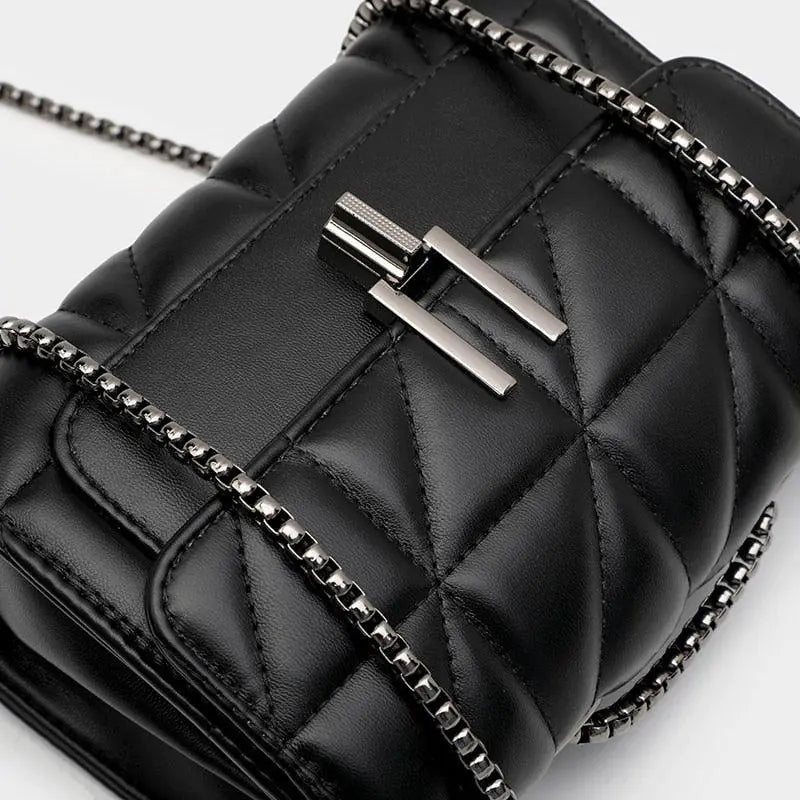 Elegant Crossbody Bag - Luxury