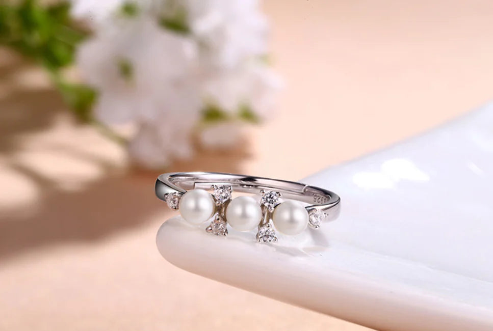 Anillo Elegante de Perla en Plata Esterlina 925