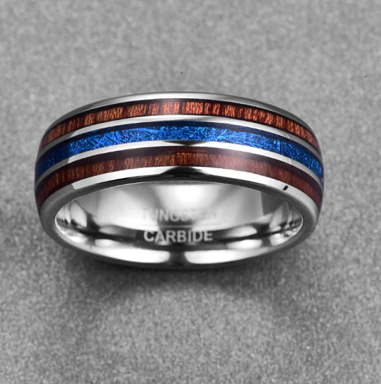 Anillo de carburo de tungsteno con incrustación de madera